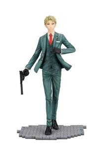 FURYU Corporation Loid Forger SPYxFAMILY 1/7 Scale Figure
